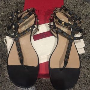 Valentino garavani rockstud thong sandals